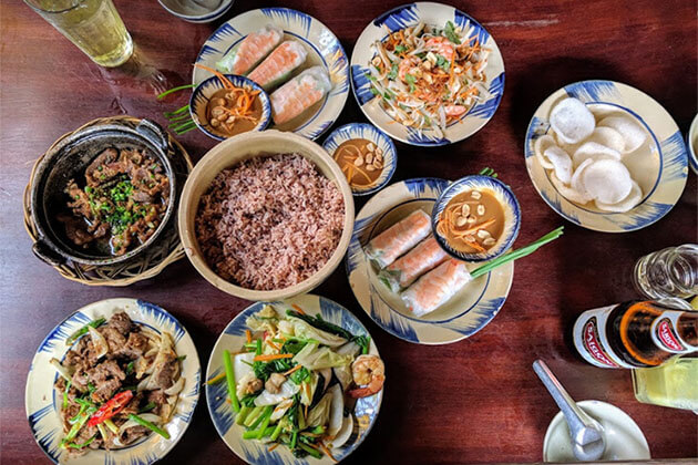 Top 7 Must-Try Restaurants in Ho Chi Minh City - Saigon Local Tour
