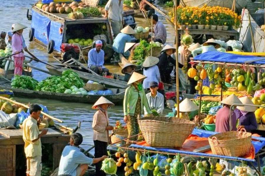 Phong Dien Floating Market - Mekong delta tours